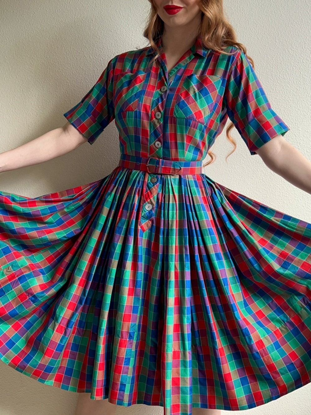Gorgeous Vintage 1950s Red, Green, and Blue Plaid Silk Dress (S) - Picture 3 of 15